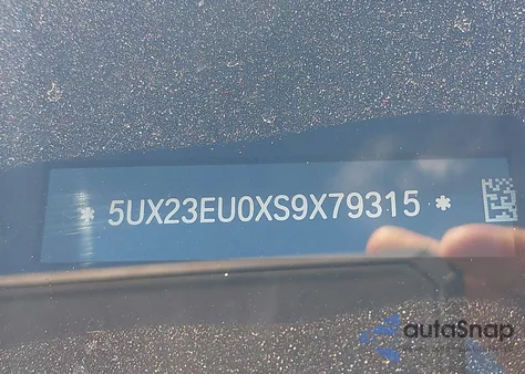 2025 BMW X5 xDrive40I z USA, uszkodzony, nr VIN 5UX23EU0XS9X79315